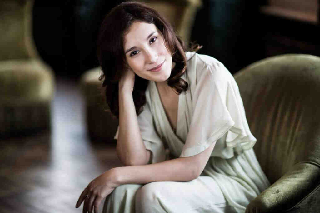 Sibel Kekilli ilk yapan oldu Sheyenne Shea Türkiye Instagram kararıyla şaşırttı